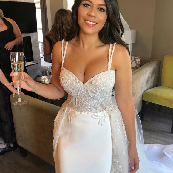 Zuhair Murad train - Picture 3 of 7